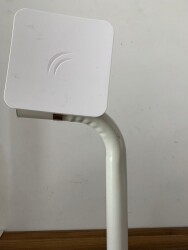 L POLE MOUNTING APPARATUS - 2