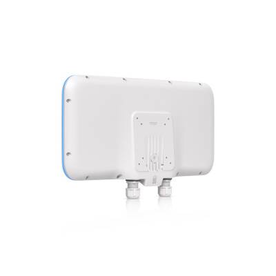 Ubiquiti E7 Audience - 6
